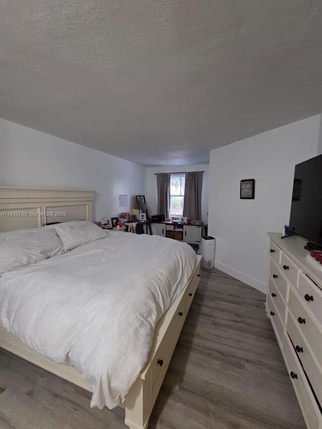 Building Photo - 9610 NW 2nd St