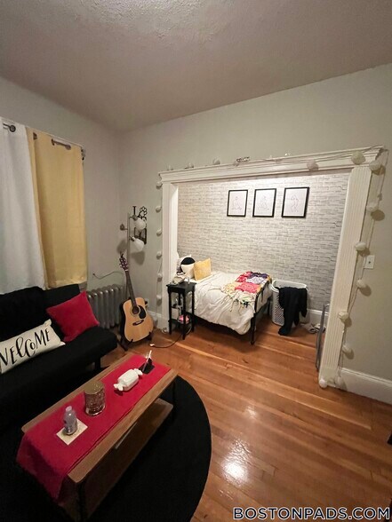 Primary Photo - 38 Hemenway St