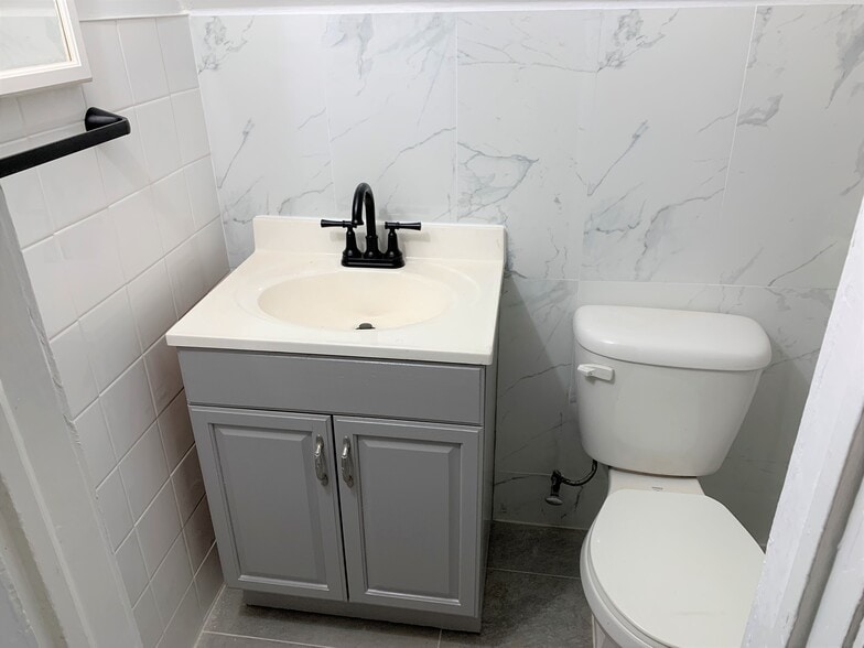 Building Photo - 4706 104th St