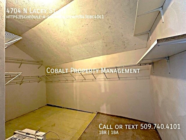 Building Photo - 4704 N Lacey St