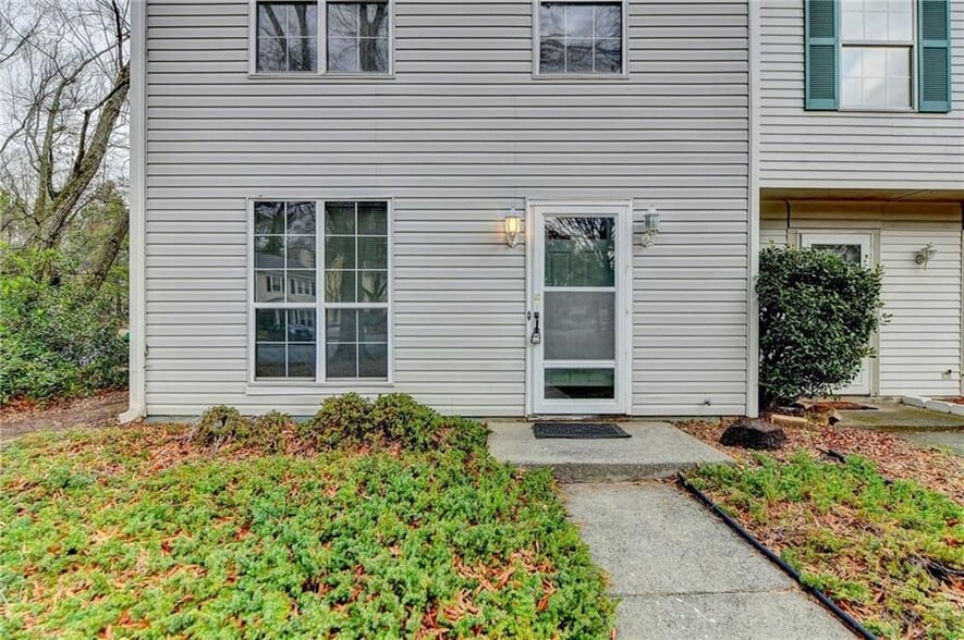 Building Photo - 3241 Shadow Walk Ln