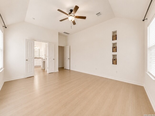 Building Photo - 164 Autumn Ridge
