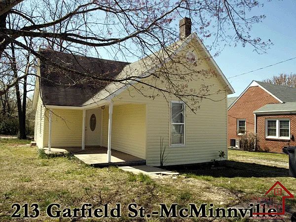 Building Photo - 213 Garfield St