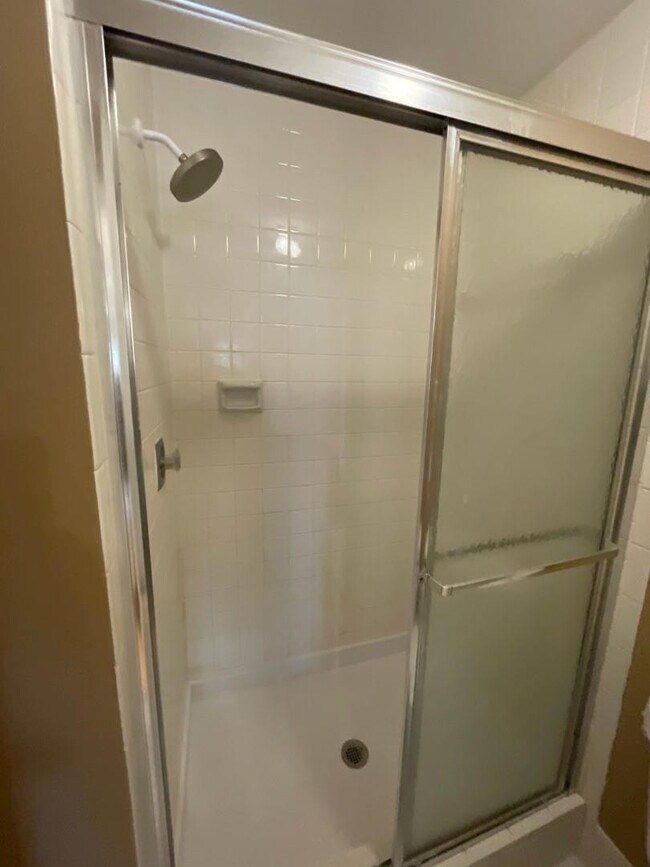 Building Photo - 2363 SW 15th St