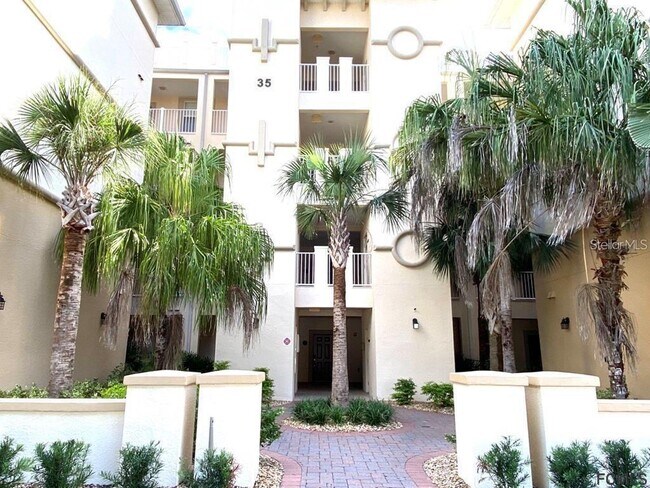 Primary Photo - 35 Riverview Bend S