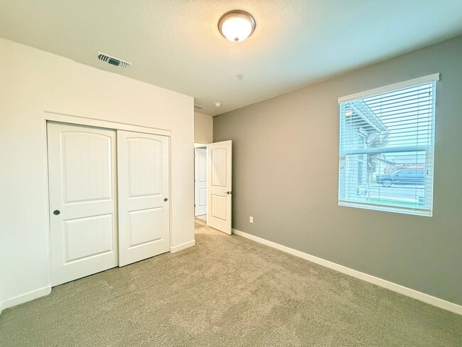Building Photo - 1858 Morro Ct