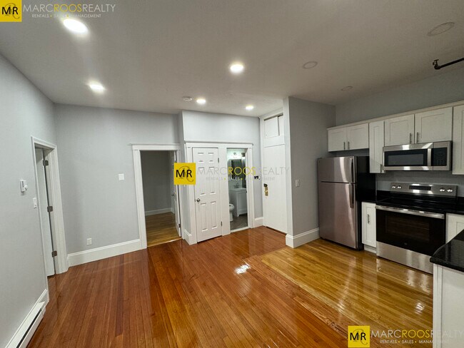 Building Photo - 480 Commonwealth Ave