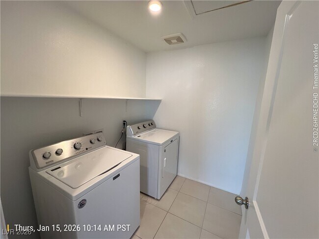 Building Photo - 4649 Fragrant St