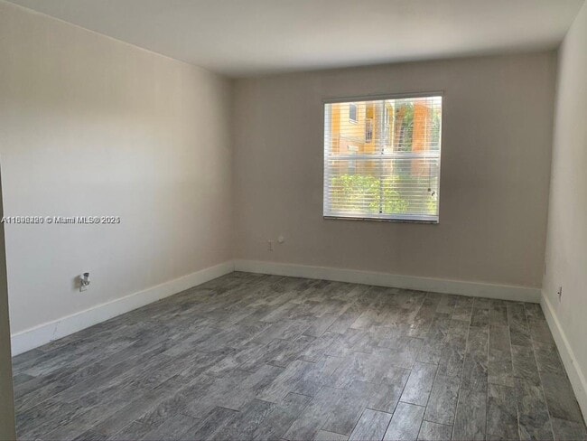 Building Photo - 150 NW 96th Ave