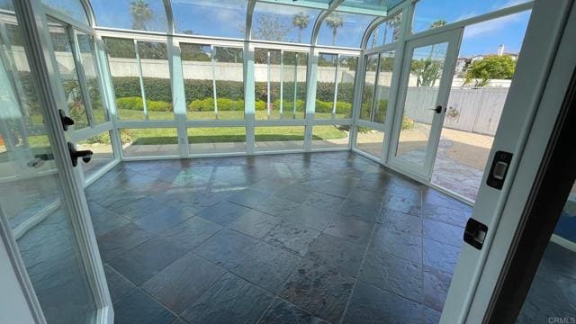 Building Photo - 719 Diamond Dr