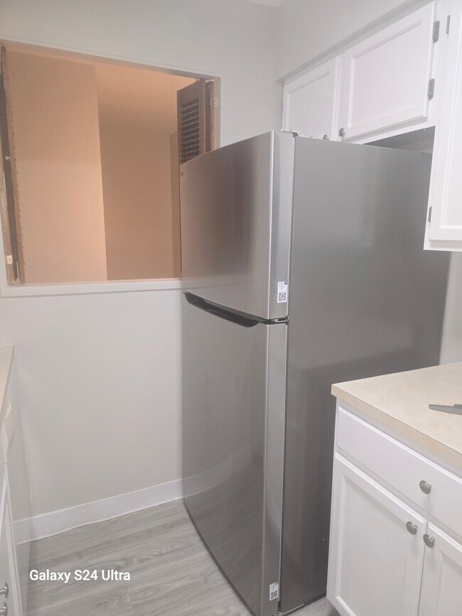 Building Photo - 31A Revelle St