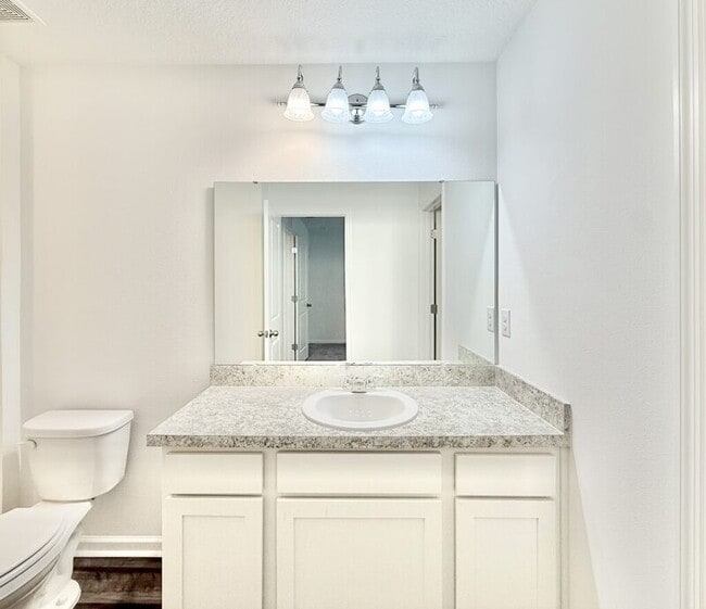 Building Photo - 38057 Elby Ln