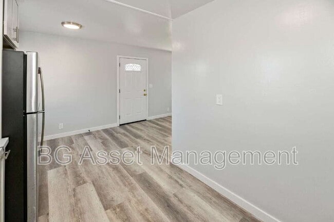 Building Photo - 2309 Eighth St