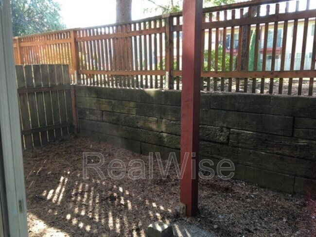 Building Photo - 13441 SE Stark St