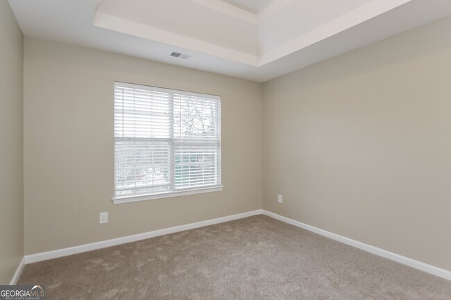 Building Photo - 3130 Lower Creek Dr