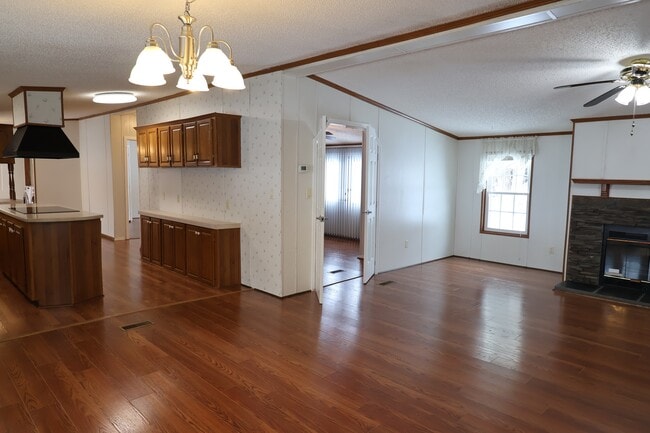 Building Photo - 922 Moss Oak Ct