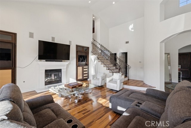 Building Photo - 9651 Sagebrush Ave