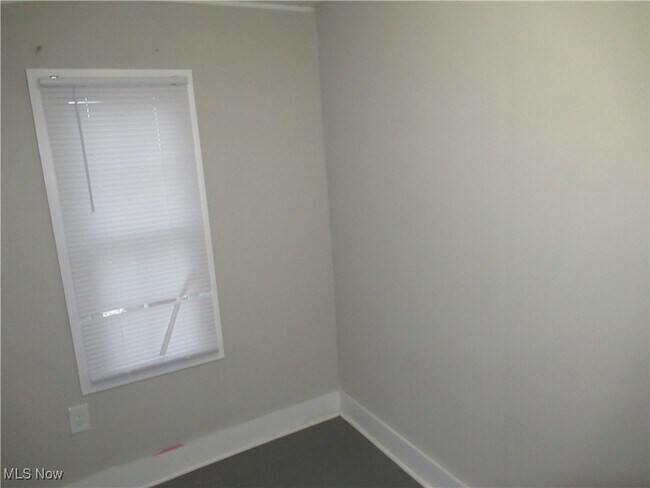 Building Photo - 3754 W 130th St