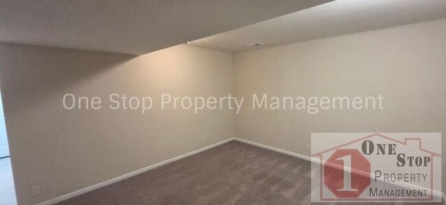 Building Photo - Beautiful 4 bedroom, 3 bathroom home in Raymore!