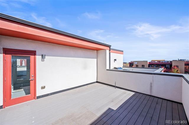 Building Photo - 1914 W 38th Ave