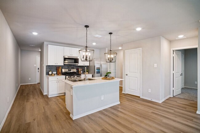 Building Photo - 5509 Flannel Ln