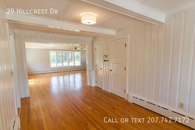 Building Photo - 29 Hillcrest Dr