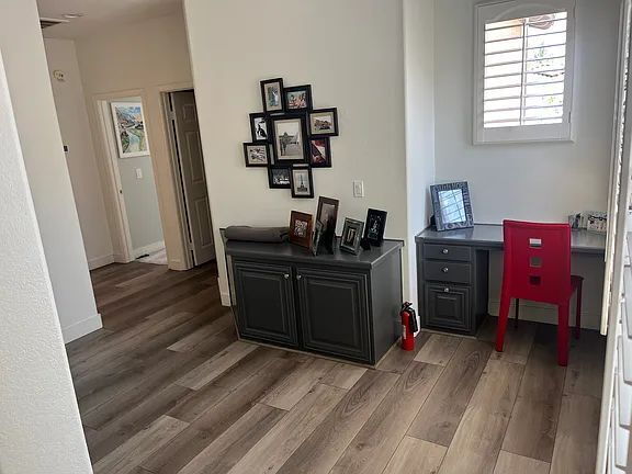 Building Photo - NO MIN CREDIT SCORE REQUIRED, BK OKAY, PAST EVICTION OKAY!, BACKGROUND FRIENDLY. Apply at "The Re...