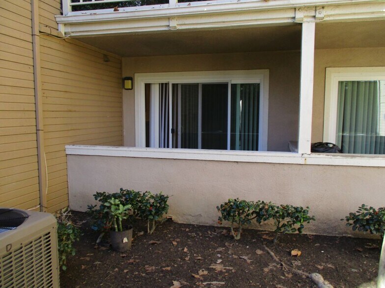 Building Photo - 3802 Dunford Ln