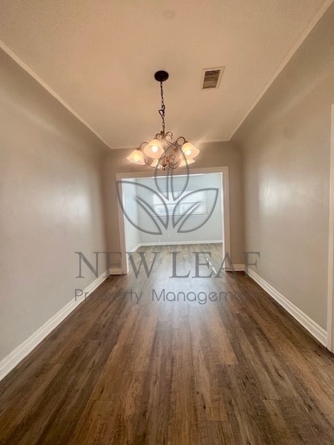 Building Photo - 5590 Magnolia Ave