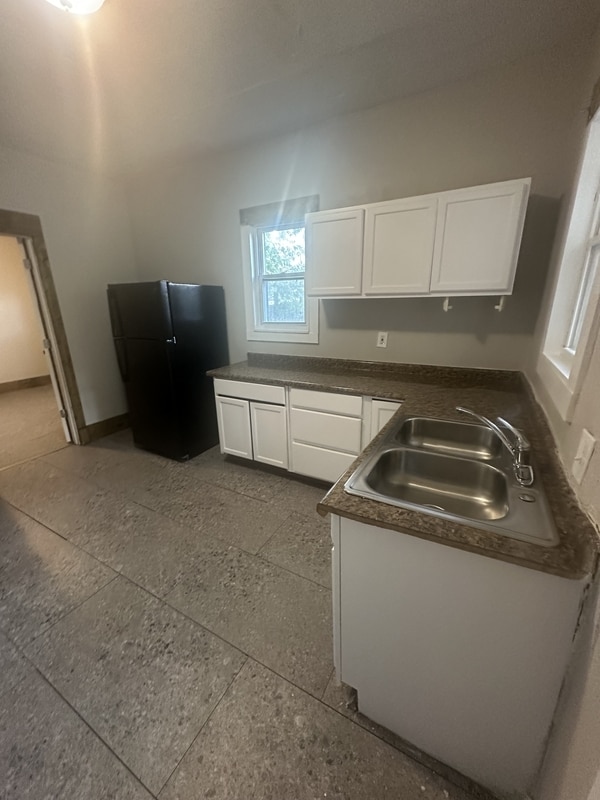 Building Photo - 3244 W 92nd St