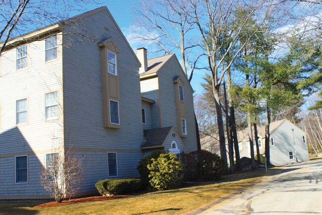 Building Photo - 169 Portsmouth St