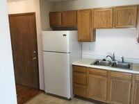 Building Photo - 1112 Portland Dr