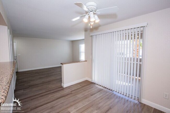 Building Photo - Beautiful & Inviting 3Bdm 2Ba Condo at Tuscan Villas