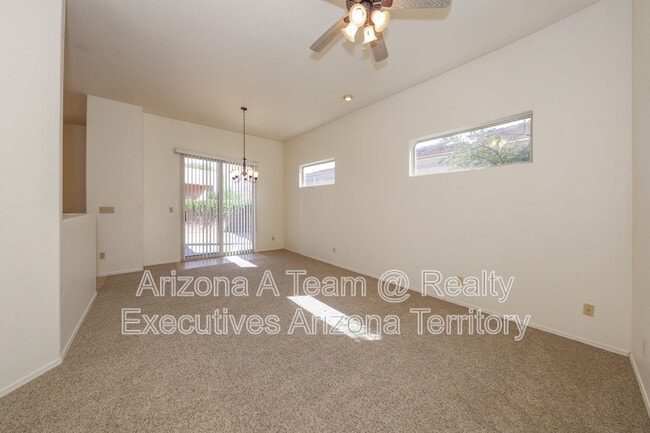 Building Photo - 7427 E Placita Rio Cabo