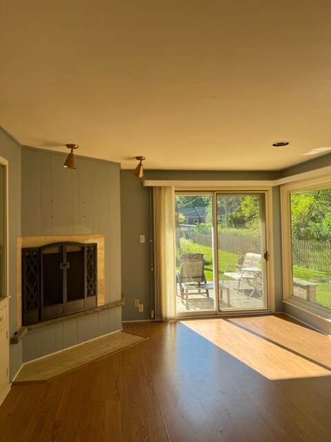 Building Photo - 8551 N Point Dr