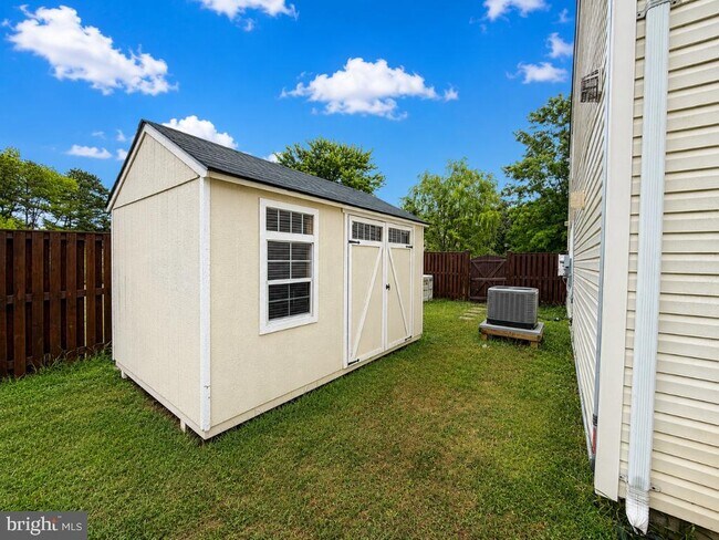 Building Photo - 22089 St Inigoes Ct
