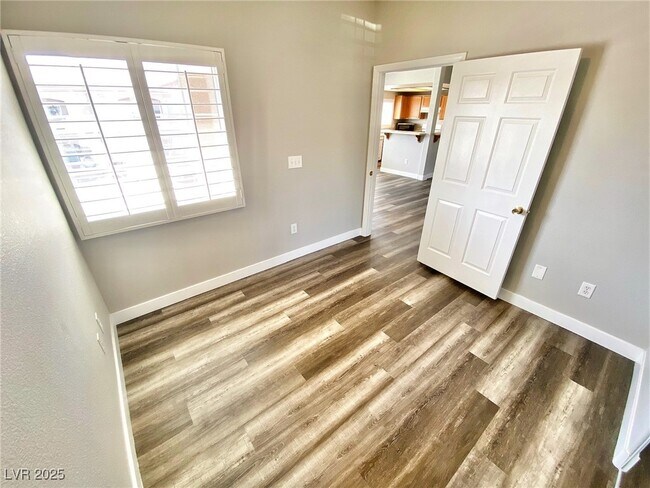 Building Photo - 833 Aspen Peak Loop