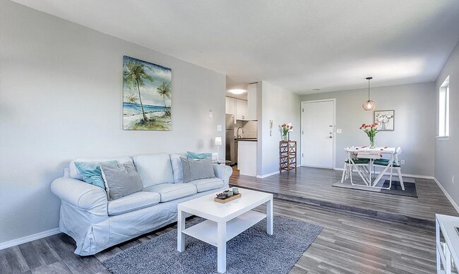 Building Photo - Ideally Located 1 Bed Seattle Condo!