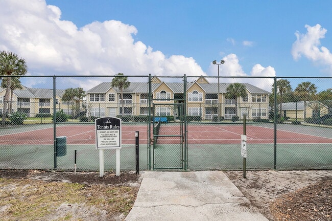 Building Photo - 1039 S Hiawassee Rd