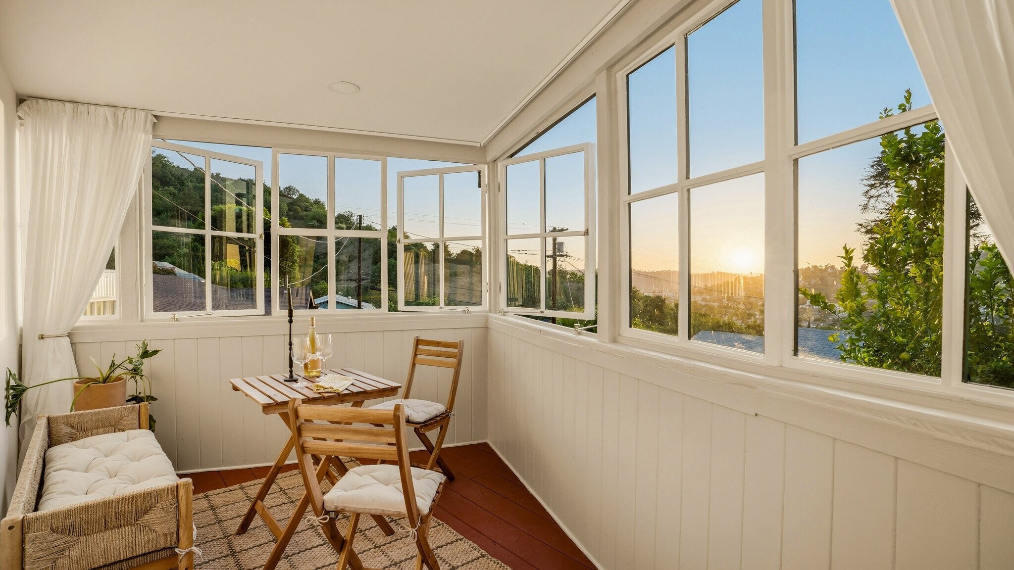 Building Photo - 3907 Berenice Pl