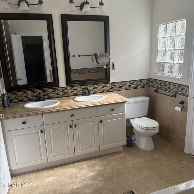 Building Photo - 4411 Brookford Ave