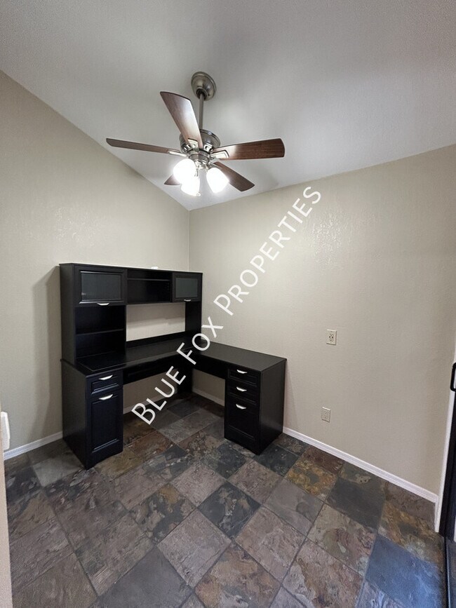 Building Photo - 6601 E Vía Cedri