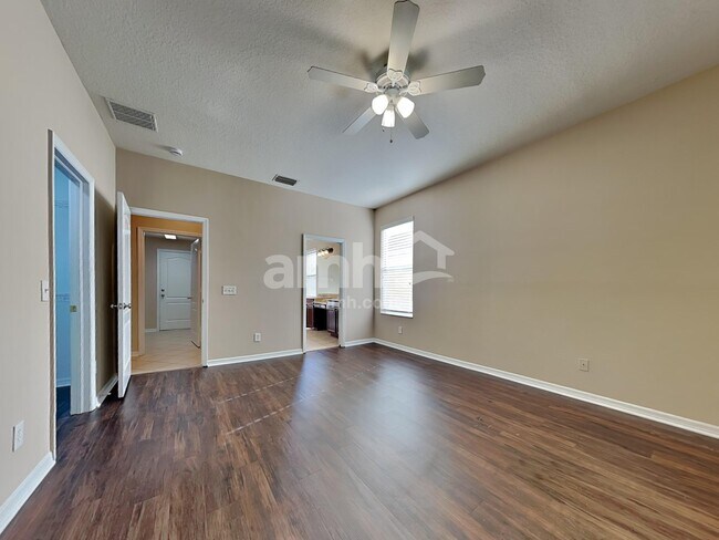 Building Photo - 1307 Gentilly Ln