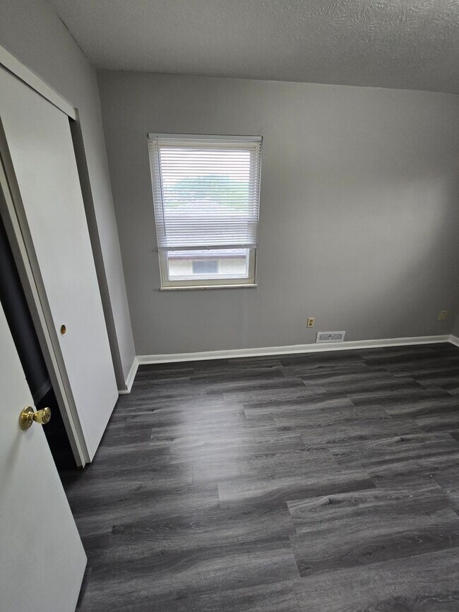 Building Photo - 3674-3680 SOUTH MCCARLEY DRIVE