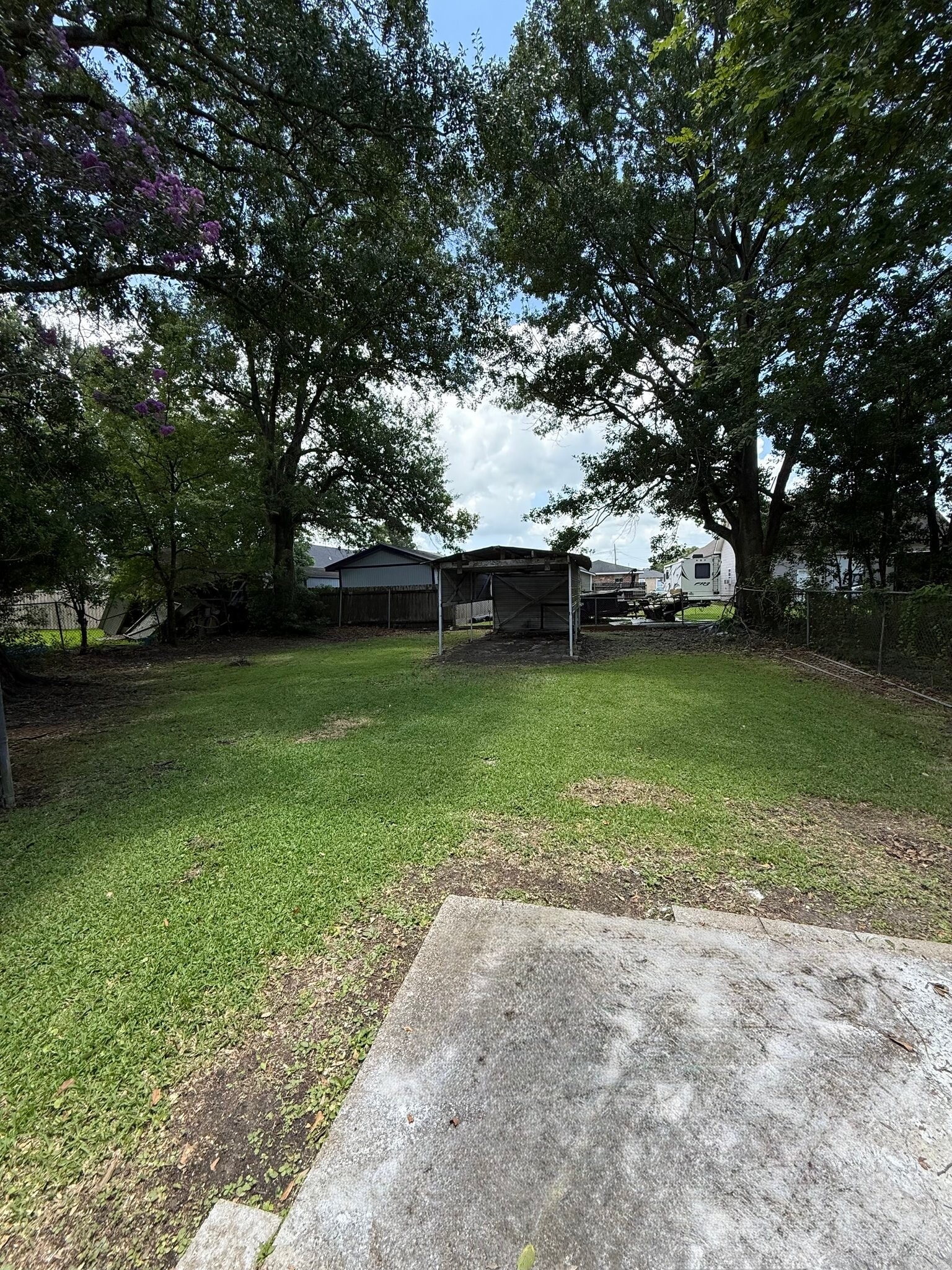 Building Photo - 5213 Belle Terre Rd