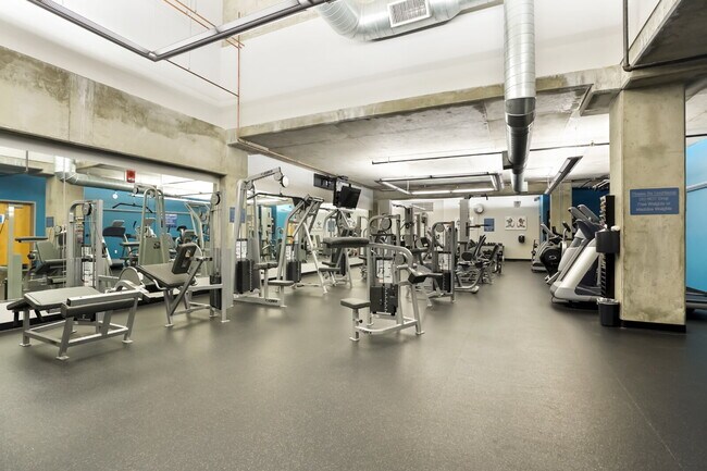 Building Photo - Large 2 Bedroom Loft in LoDo with Amazing ...