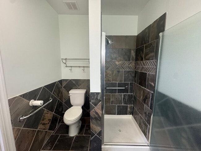 Building Photo - 811 Cook Building