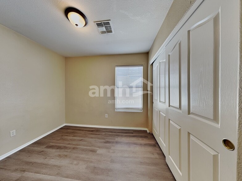 Building Photo - 13146 E Mineta Ridge Dr