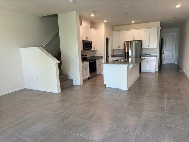 Building Photo - 4561 Small Creek Rd