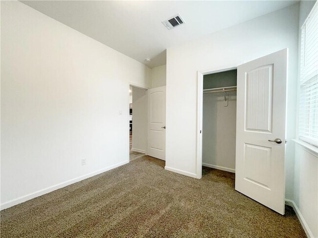 Building Photo - 3434 Tide Wind Dr